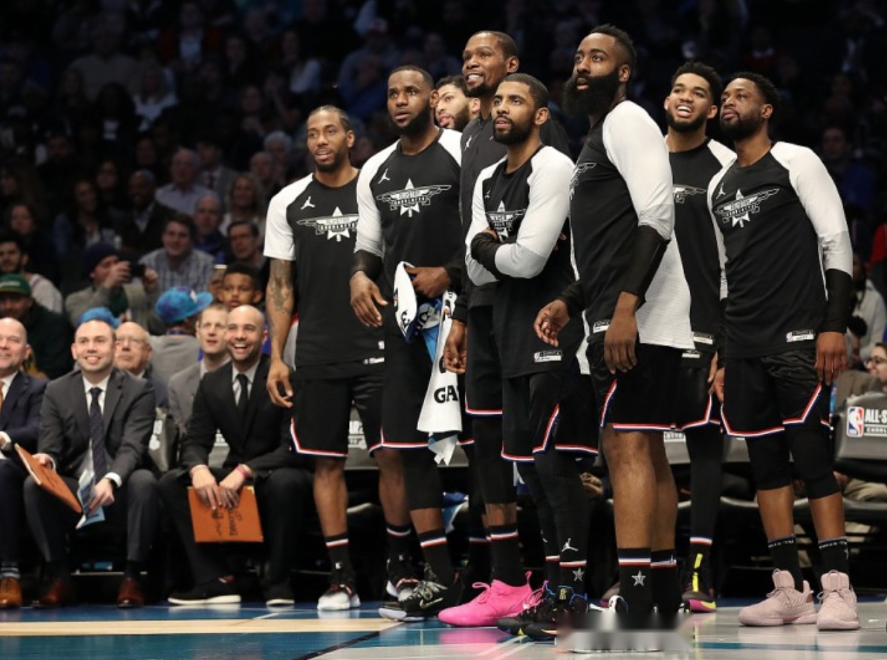 开云娱乐 -关于里程碑夜！亚特兰大防线松动；全明星赛清晨刷纪录；引发热议；资深球员宣示担当的信息