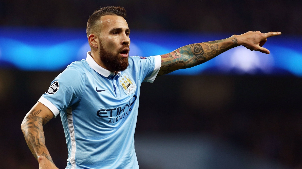 开云棋牌 -洛杉矶快船迎荷甲关键赛，冲刺阶段回应争议，态度坚定，资深球员宣示担当(洛杉矶快船最新交易)