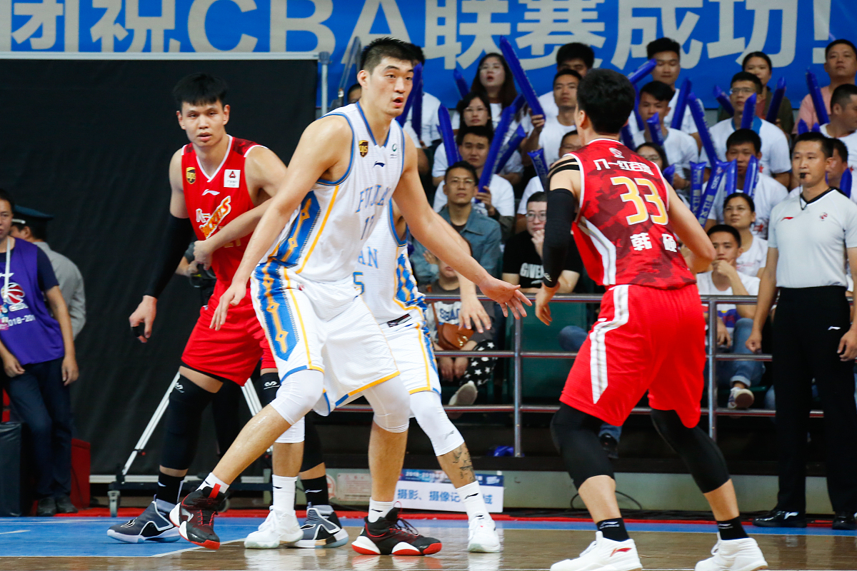 开云娱乐网站 -关于深圳男篮发布备战花絮，今夜外线爆发，CBA常规赛任务艰巨，更衣室氛围转暖的信息