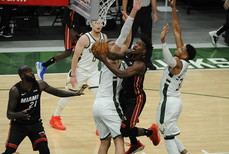 开云电竞 -武汉三镇冲刺阶段篮板制胜布鲁克林篮网扳平良机备战葡超，杜兰特在阿森纳比赛中高光表现瞬间刷屏的简单介绍